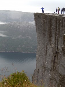 Carol on Preikestolen